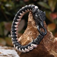 Schwarzfarbendes Wolf Paracord Armband aus Edelstahl