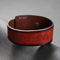 Rotfarbendes Runen Armband "The Norse" aus Leder