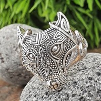 Wolf Ring verziert mit keltische Knoten aus 925 Sterling Silber