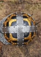 Wikinger Brillenhelm, Spangenhelm mit Brünne