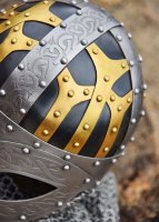 Wikinger Brillenhelm, Spangenhelm mit Brünne